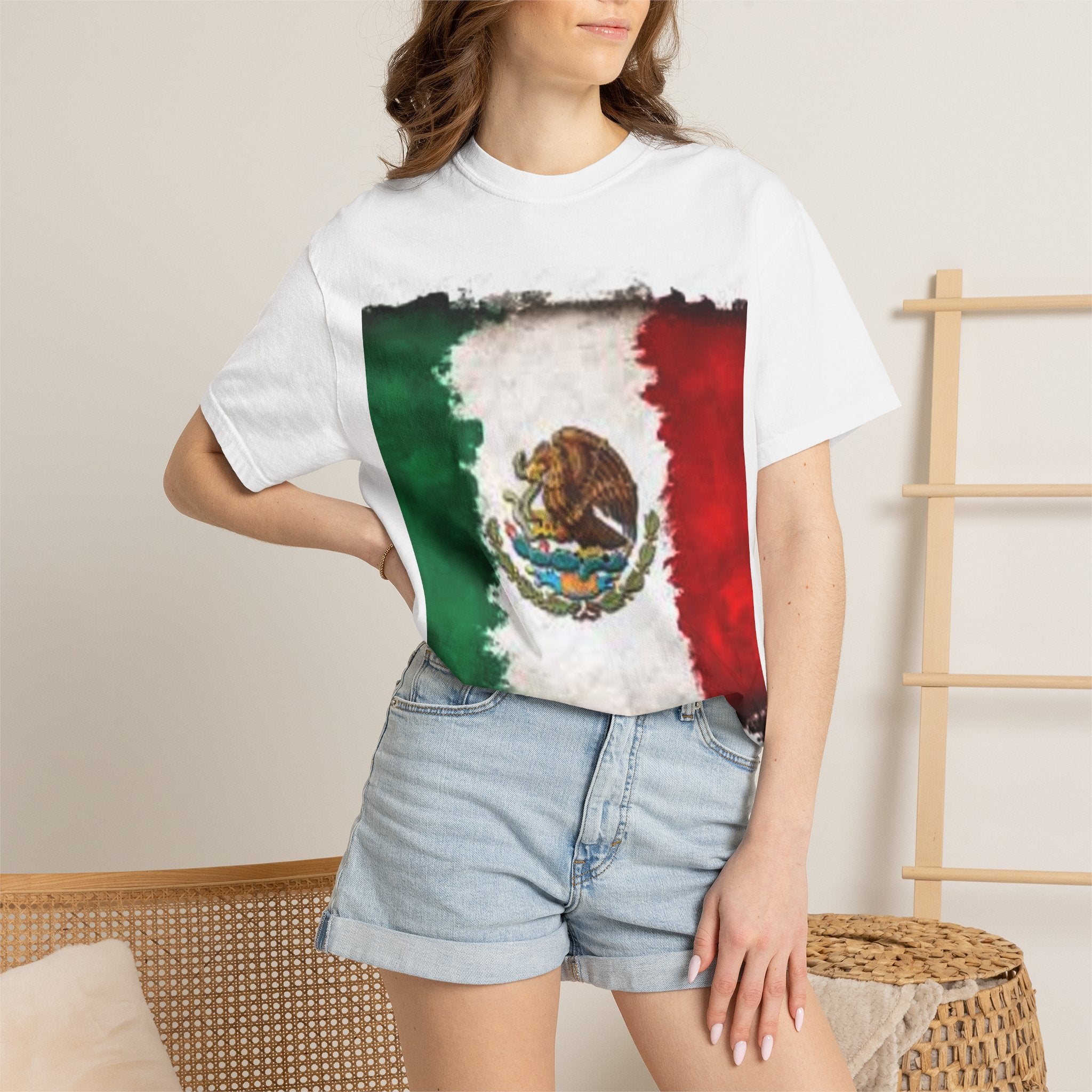 Mexican Flag Graphic T-Shirt — Distressed Mexico Pride Tee